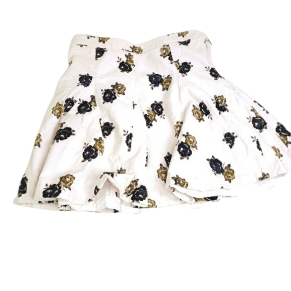 Free People corduroy floral skirt sz4